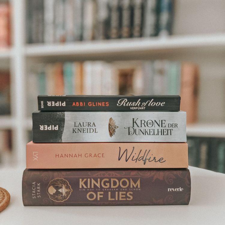 Auswahl von Büchern von www.bookbot.at